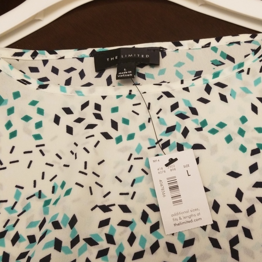 NWT Ruffle Sleeve Blouse - Picture 3 of 6